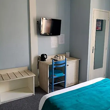 Le Memphis Hotel 2*